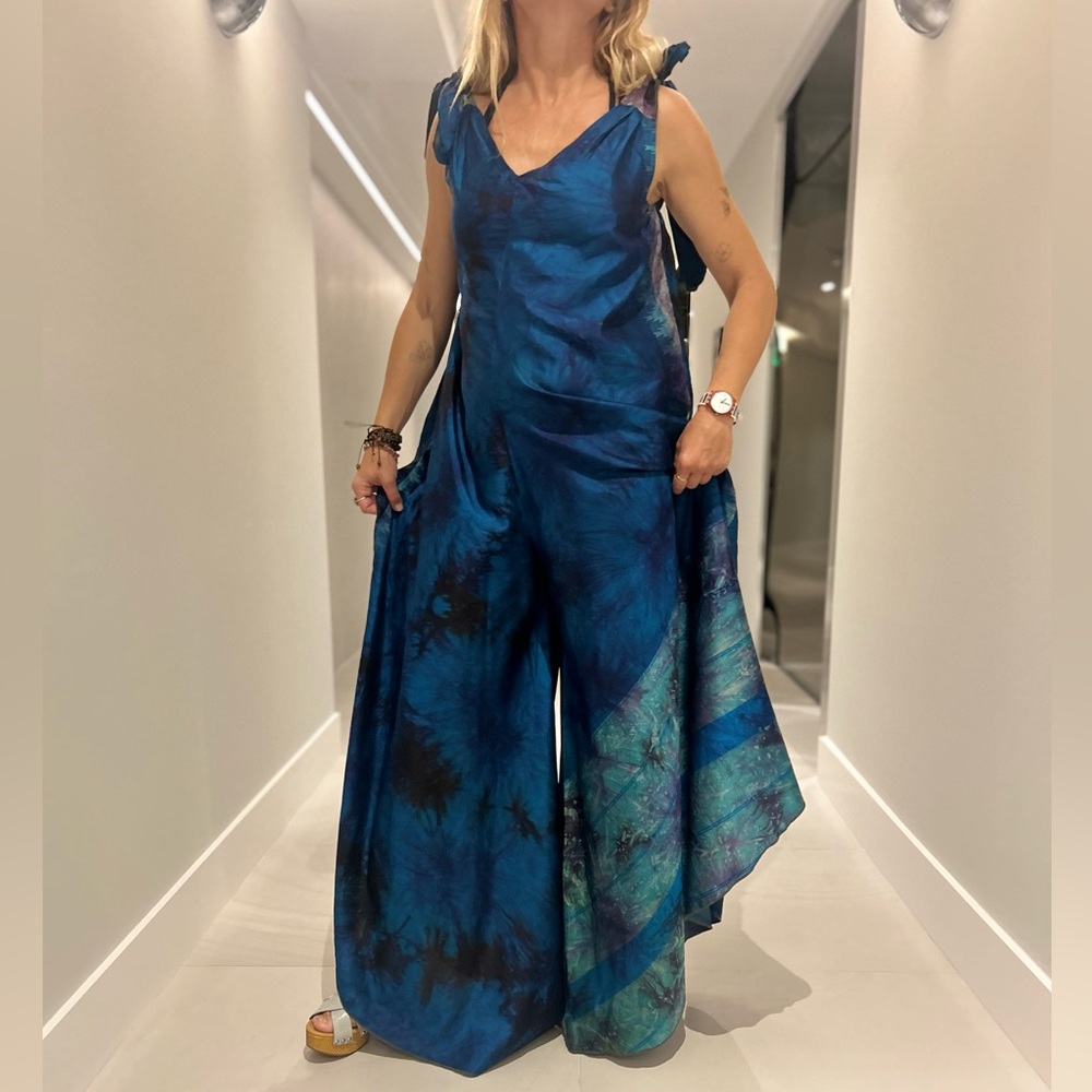 BLANCO DE IBIZA by Isabel Tavares Elegant Blue Tie-Dye silk Jumpsuit